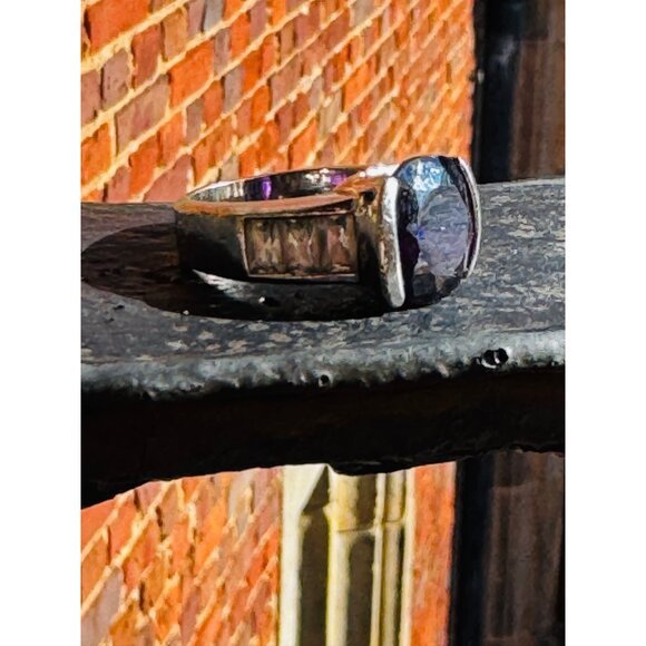 Estate Sterling Silver 925 Amethyst Ring with Cubic Zirconia Accents, Size 7, 10 - Picture 2 of 10